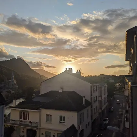 Venue Du Pape - A 3 Min Des Sanctuaires - Vue Basilique Chateau & Pyrenees - * Lourdes